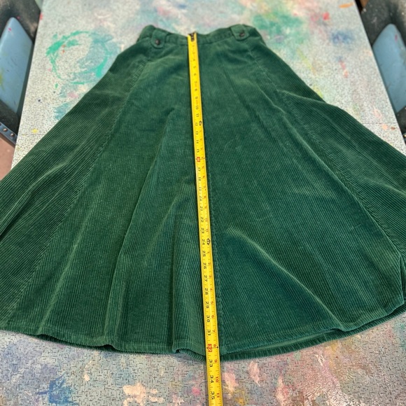 80s Thick Corduroy Skirt - Picture 14 of 14